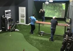 Niagara Golf Warehouse 1 Hour Golf Course Simulator Play